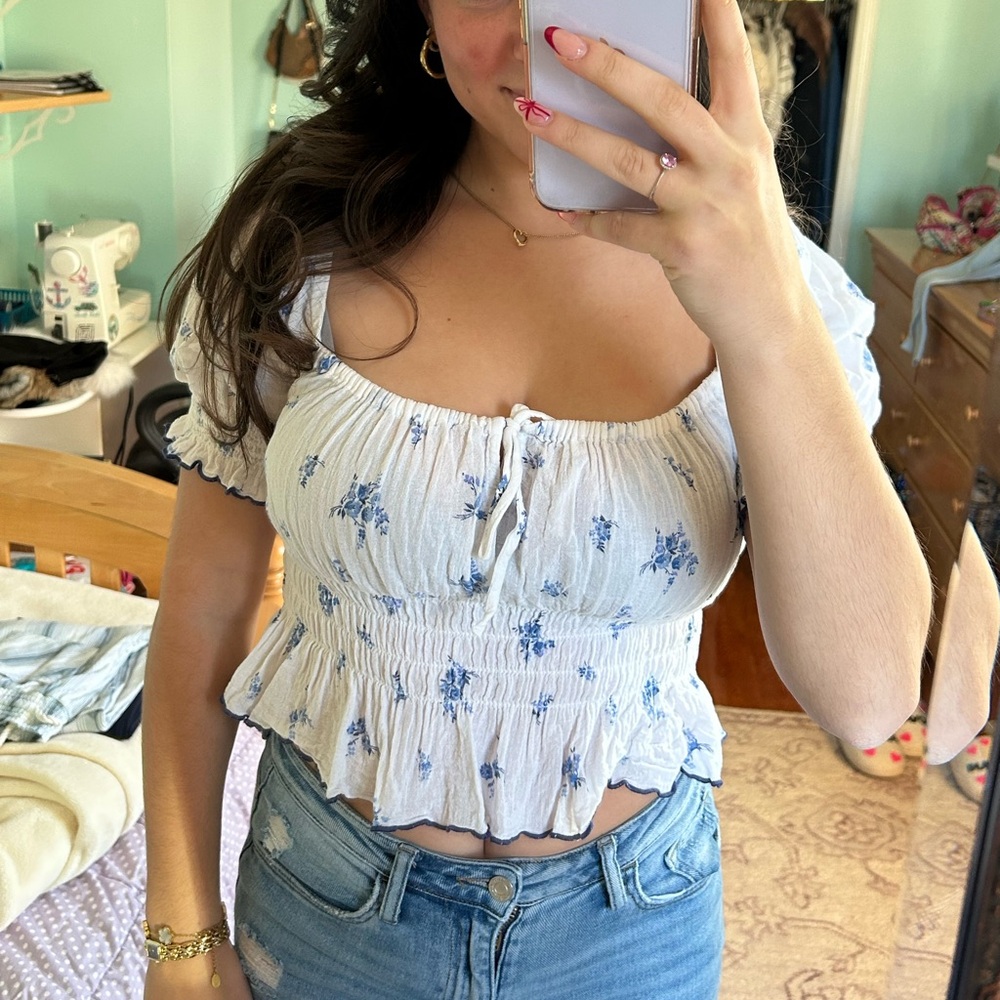 h&m white floral top